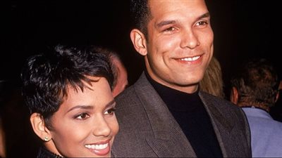 ديفيد جاستيس يكشف كواليس انفصاله عن النجمة هالي بيري