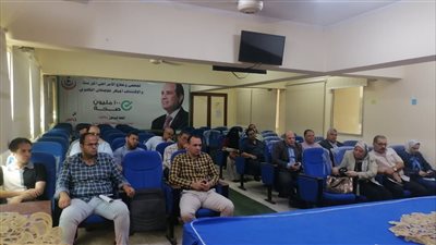 وكيل وزارة الصحة بالفيوم  يلتقى مديرى المستشفيات و الادارات الصحية