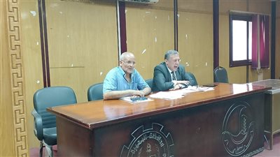 تعليم البحيرة يناقش إستعدادات  المدارس لإستقبال العام الدراسي الجديد