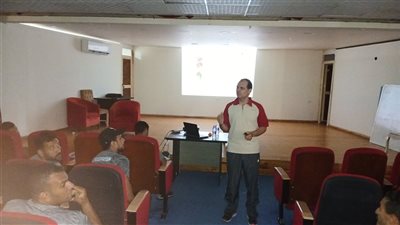 التغذية للرياضيين ومباريات مصغرة فى دورة مدربى  كرة القدم بالفيوم