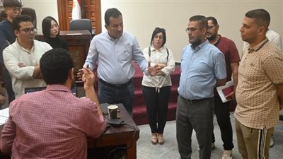 اجتماع موسع لحسم مسار القطار الكهربائي الخفيف داخل مدينة العاشر من رمضان