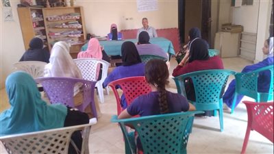 ندوة عن الشباب وصحة المراهقين بمركز شباب مدينة ابوتشت