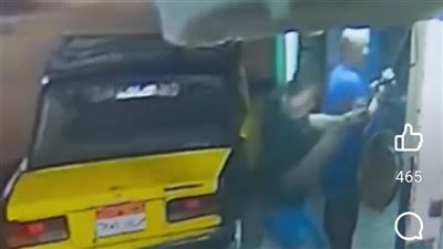 الأمن .. فحص فيديو لقيام شابين بسرقة هاتف محمول من مسن بالإسكندرية 