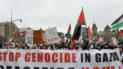 مئات الأمريكيين ينظمون مسيرات احتجاجية تندد بالعدوان الإسرائيلي على قطاع غزة