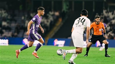 العين يحسم موقعة البطائح بثنائية مثيرة في دوري المحترفين الإماراتي