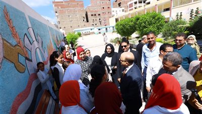 محافظ كفر الشيخ يتفقد الاستعدادات الميدانية لانطلاق العام الدراسي الجديد 
