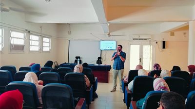 دورة تدريبية لمقدمى خدمة الغسيل الكلوي فى الصحة بالفيوم 