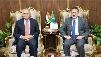 محافظ المنوفية يبحث تطورات مشروع مكتبة مصر العامة بالمصيلحة 