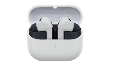 مميزات وعيوب Galaxy Buds 3 FE.. هل تستحق الشراء فعلًا؟