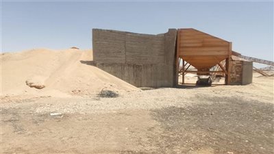 إعادة تشغيل محطة تكسير المواد المحجرية في أسيوط بعد إعادة تأهيلها بالكامل