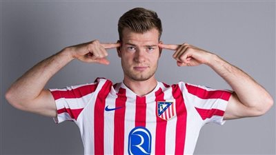 نيوكاسل يدرس التعاقد مع مهاجم أتلتيكو مدريد قبل إغلاق الانتقالات الصيفية