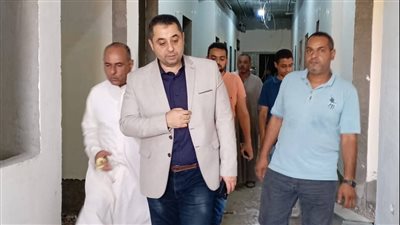 وكيل وزارة الصحة يتفقد الإنشاءات بمستشفى رمد قنا