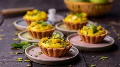 لعشاق الحلويات.. طريقة عمل تارت المانجو بالكريمة