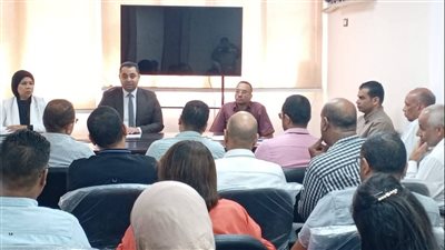 وكيل صحة قنا يعقد إجتماعًا موسعًا مع مديري المستشفيات العامة والمركزية والنوعية