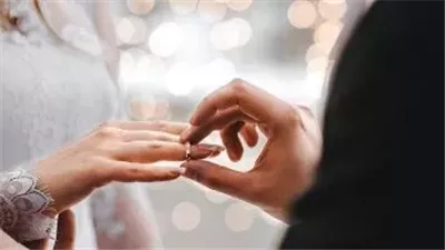 هل يجوز الإخبار بعيوب الخاطب عند السؤال عنه؟