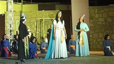 ثقافة أسوان تقدم العرض المسرحي 