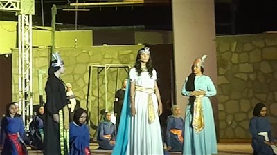 ثقافة أسوان تقدم العرض المسرحي 