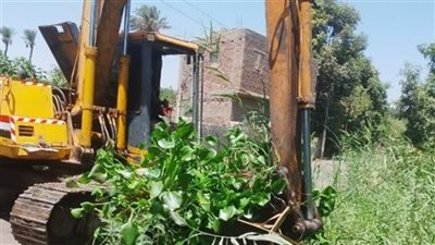 محافظ أسيوط يشدد على استمرار تطهير الترع لتحقيق التنمية المستدامة