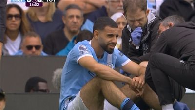 إصابة الجزائري اَيات نوري في مباراة السيتي وتوتنهام