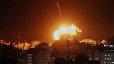 عاجل.. الاحتلال الإسرائيلي يشن غارة جنوب مخيم المغازي وسط قطاع غزة