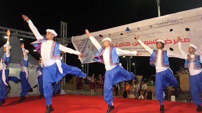 إبداعات الفنون الشعبية في معرض السويس الثالث للكتاب