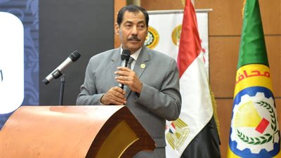 محافظ الدقهلية يتابع فعاليات ندوة موسعة حول مواجهة الأزمات وتعزيز الوعي القومي 