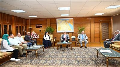رئيس جامعة أسيوط: نستعد لإطلاق شراكات كبرى في التحول الرقمي