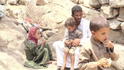 الحوثيون يستنزفون إسرائيل.. والجوع يفتك باليمنيين