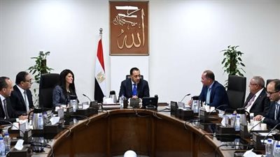 رئيس الوزراء يتابع آليات تنفيذ قانون تنظيم بعض الأحكام الخاصة بملكية الدولة في الشركات 