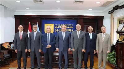 رئيس جامعة الإسكندرية يستقبل وفد جامعة بيروت العربية