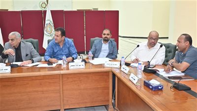 مجلس أمناء العاشر من رمضان يناقش القضايا الخدمية والتنموية في جلسته التنفيذية