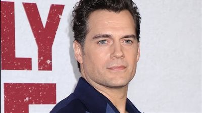 هنري كافيل يقترب من الحصول على دور جيمس بوند..وسط منافسة ضارية 