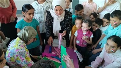 إقبال وتفاعل كبير مع عروض الثقافة بالمسرح المتنقل بقرية البوصيلي بالبحيرة