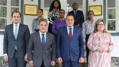 السفير المصري يبحث مع رئيس سيشيل  تعزيز التعاون بين البلدين في عدد من المجالات