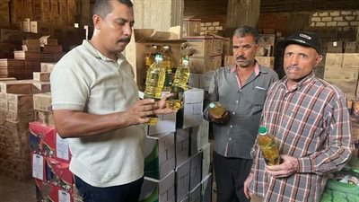 ضبط 2 طن دقيق مجهول المصدر بالحسينية 