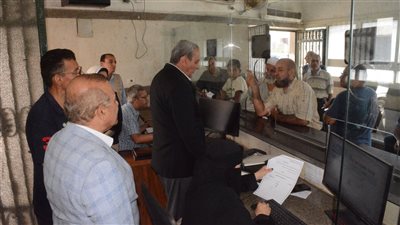 محافظ الغربية يستقبل طلبات المواطنين بنفسه من المركز التكنولوجي