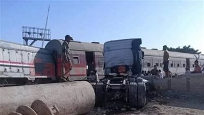 عاجل.. تصادم جرار بقطار بالمتراس وإصابة 3 أشخاص بالإسكندرية 