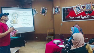 تاريخ السينما ومبادئ التصوير في محاضرات ورشة الدراسات السينمائية ببورسعيد