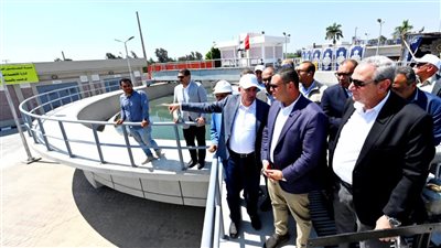 وزير الإسكان ومحافظ الغربية بتفقدان محطة معالجة صرف صحي زفتى