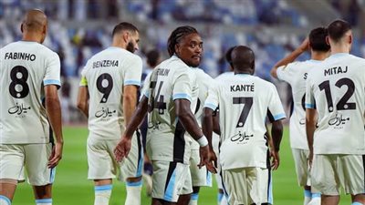 الاتحاد يقسو على الأخدود بخماسية في الدوري وبنزيما يسجل 