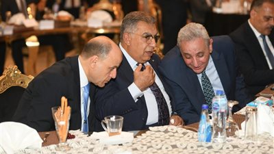 محافظ الدقهلية يشهد احتفالات القليوبية بعيدها القومي 