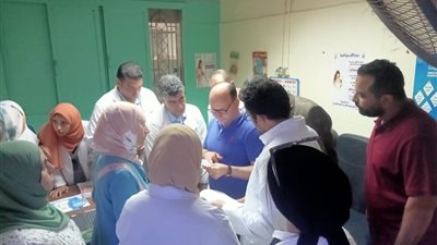 وكيل صحة الدقهلية  يتفقد مستشفيات ميت غمر