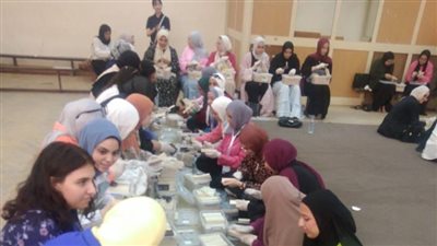 ورشة عمل لطلاب برنامج معلمي الحضانة في تربية طفولة القاهرة 