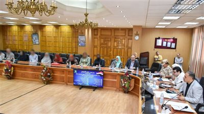  وظائف ودعم مالي وصحي للأسر الأولى بالرعاية في الشرقية 