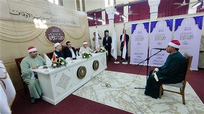 محافظ المنوفية يتفقد سير فعاليات مسابقة دولة التلاوة