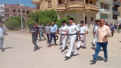 حملات موسعة لإزالة الإشغالات والتعديات بالعاشر من رمضان