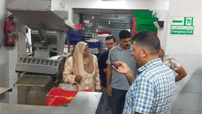 ضبط  طن مواد غذائية  غير صالحة للاستهلاك الآدمي في المنوفية