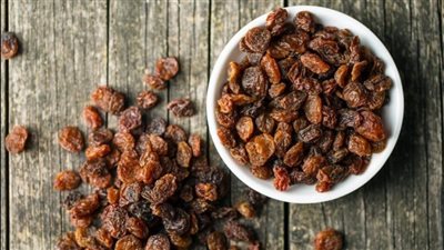 طريقة عمل الزبيب الأحمر في المنزل