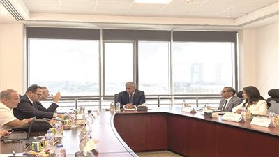 شريف فتحى: الدولة المصرية حريصة على جذب المزيد من الاستثمارات السياحية