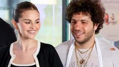 سيلينا جوميز وخطيبها يقضيان عطلة رومانسية قبيل الزفاف المنتظر